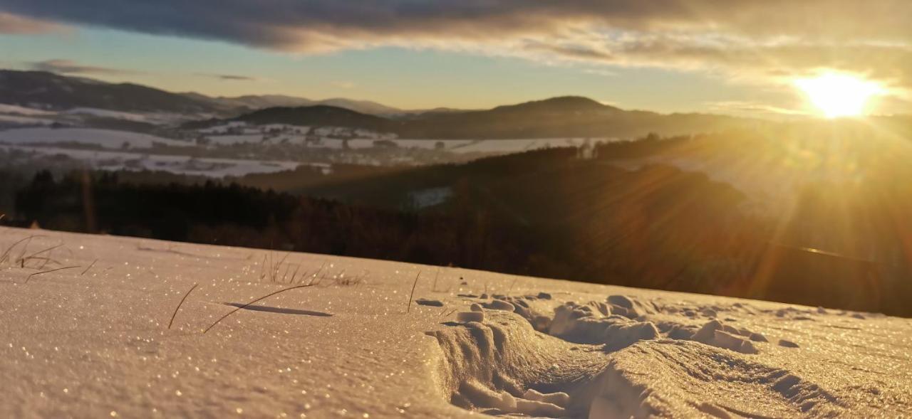 Penzion Rzehaczek Dolní Lomná Exteriör bild